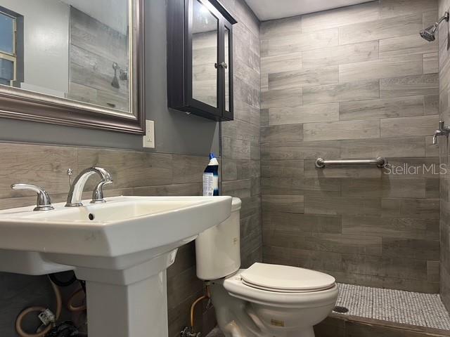 7736 Wicklow Street New Port Richey, FL 34653 - Photo 24 of 32 Gallery Image 24