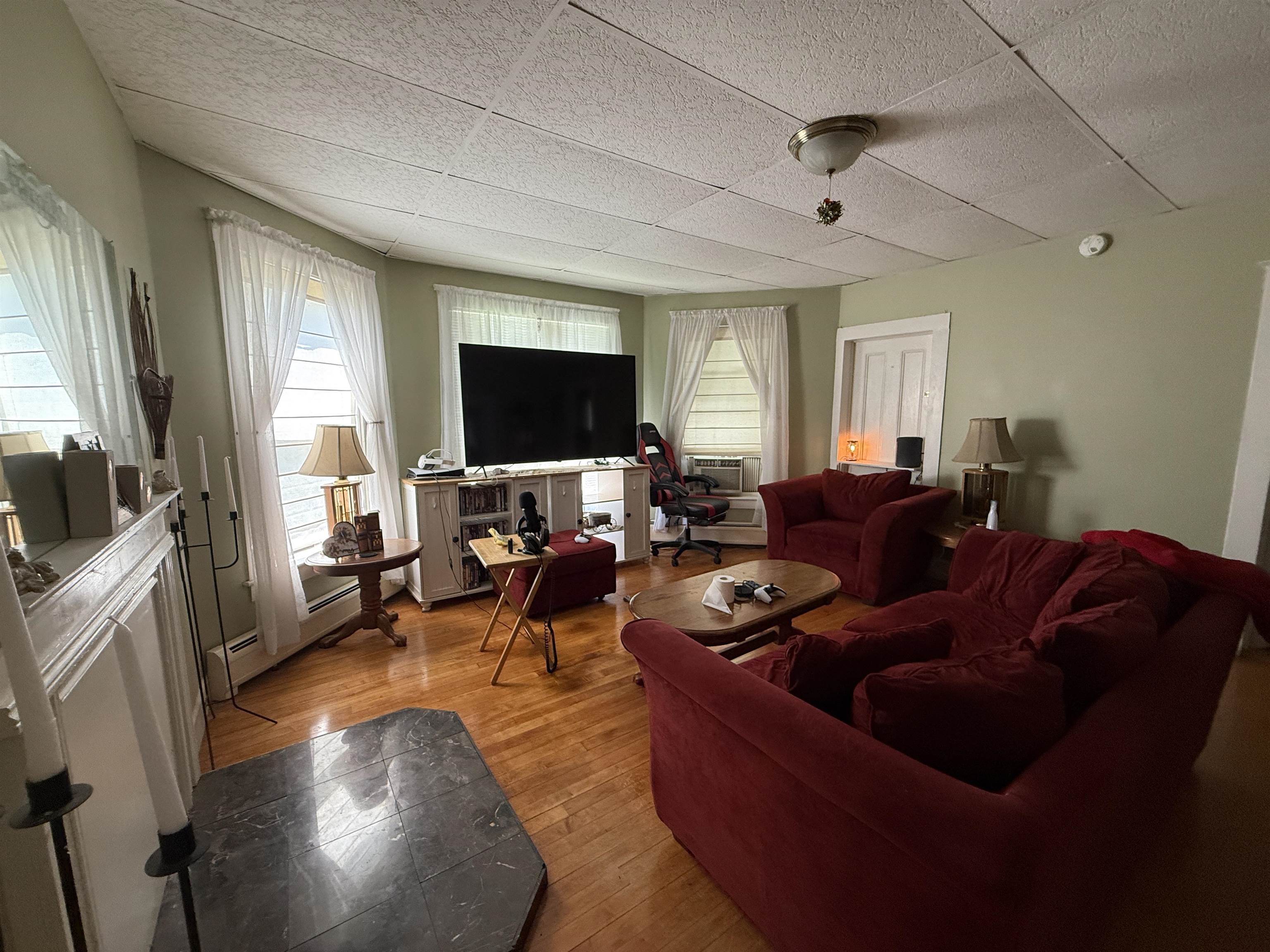 58 Crescent Street Rutland, VT 05701 - Photo 14 of 35