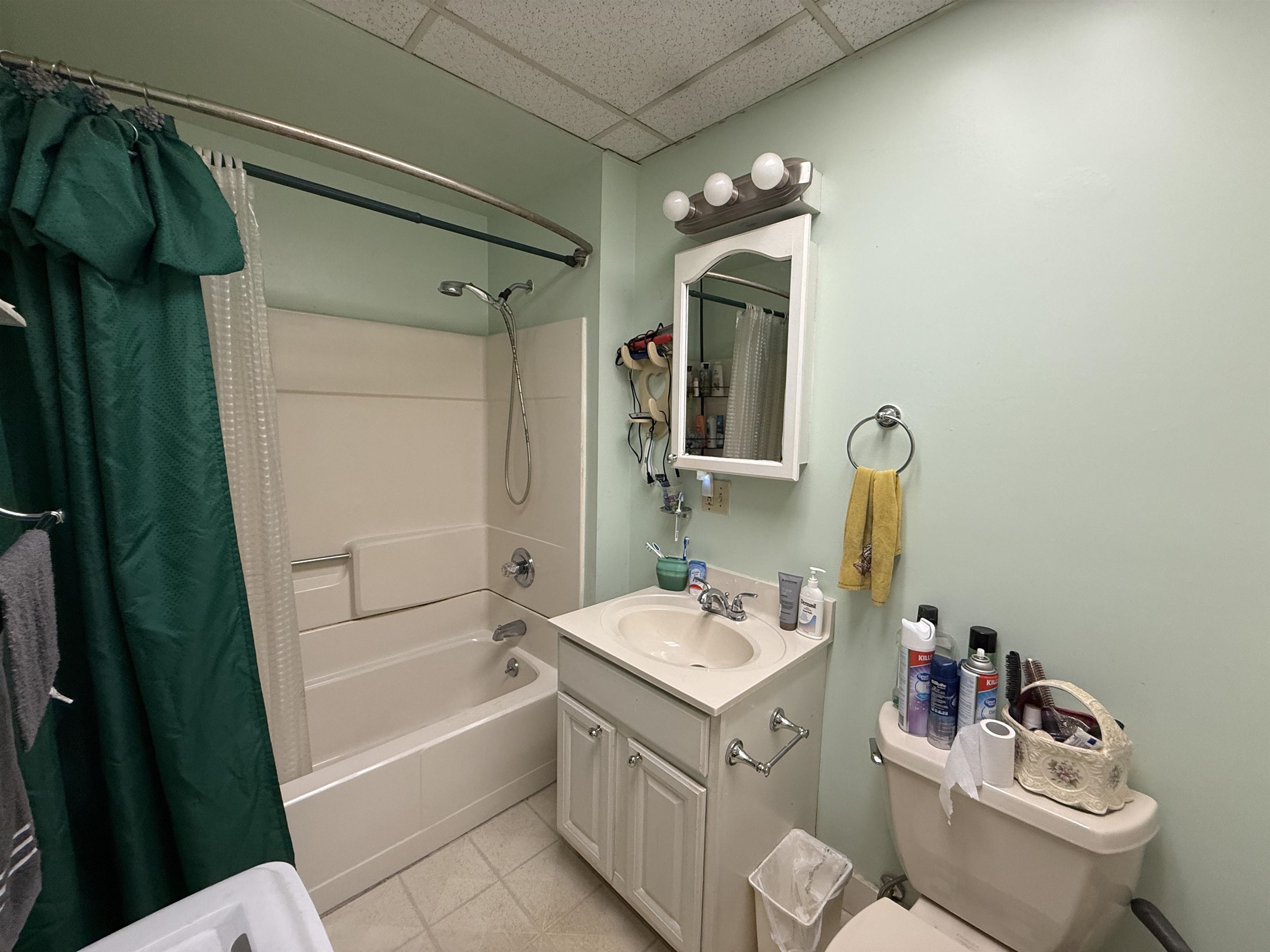 58 Crescent Street Rutland, VT 05701 - Photo 16 of 35