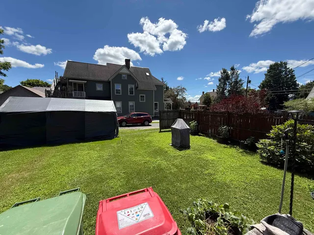 $220,000 | 58 Crescent Street, Rutland, VT 05701