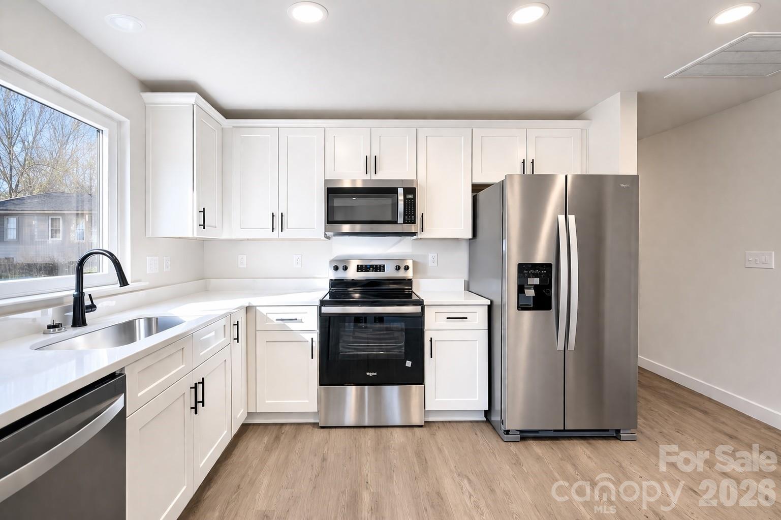 2331 Merts Way Hudson, NC 28638 - Photo 5 of 26