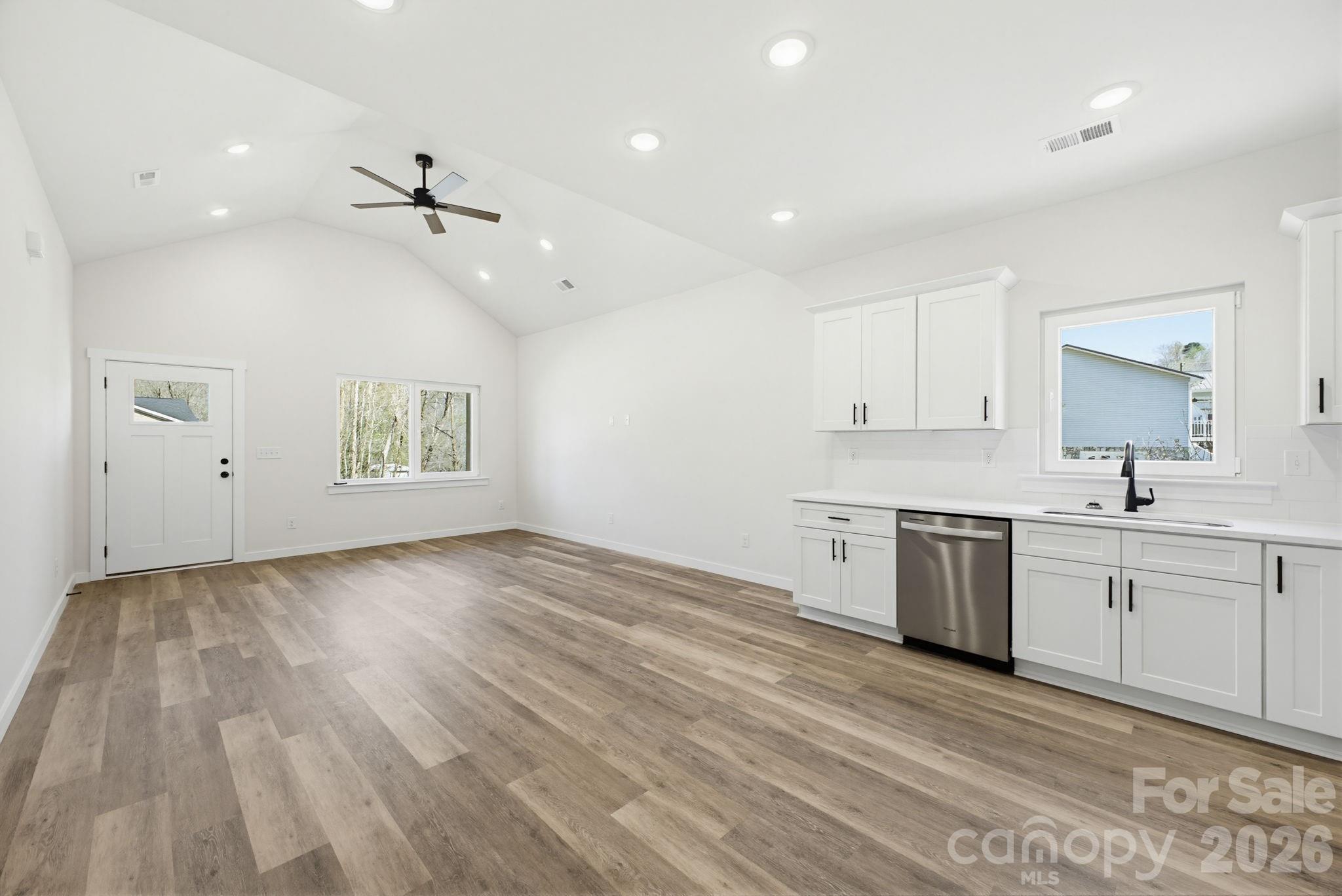 2331 Merts Way Hudson, NC 28638 - Photo 9 of 26
