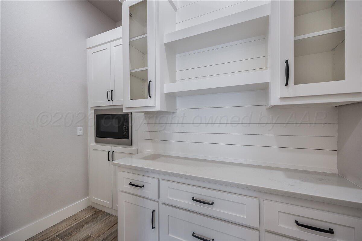 6300 Foley Square Street Amarillo, TX 79119 - Photo 6 of 39 Pantry