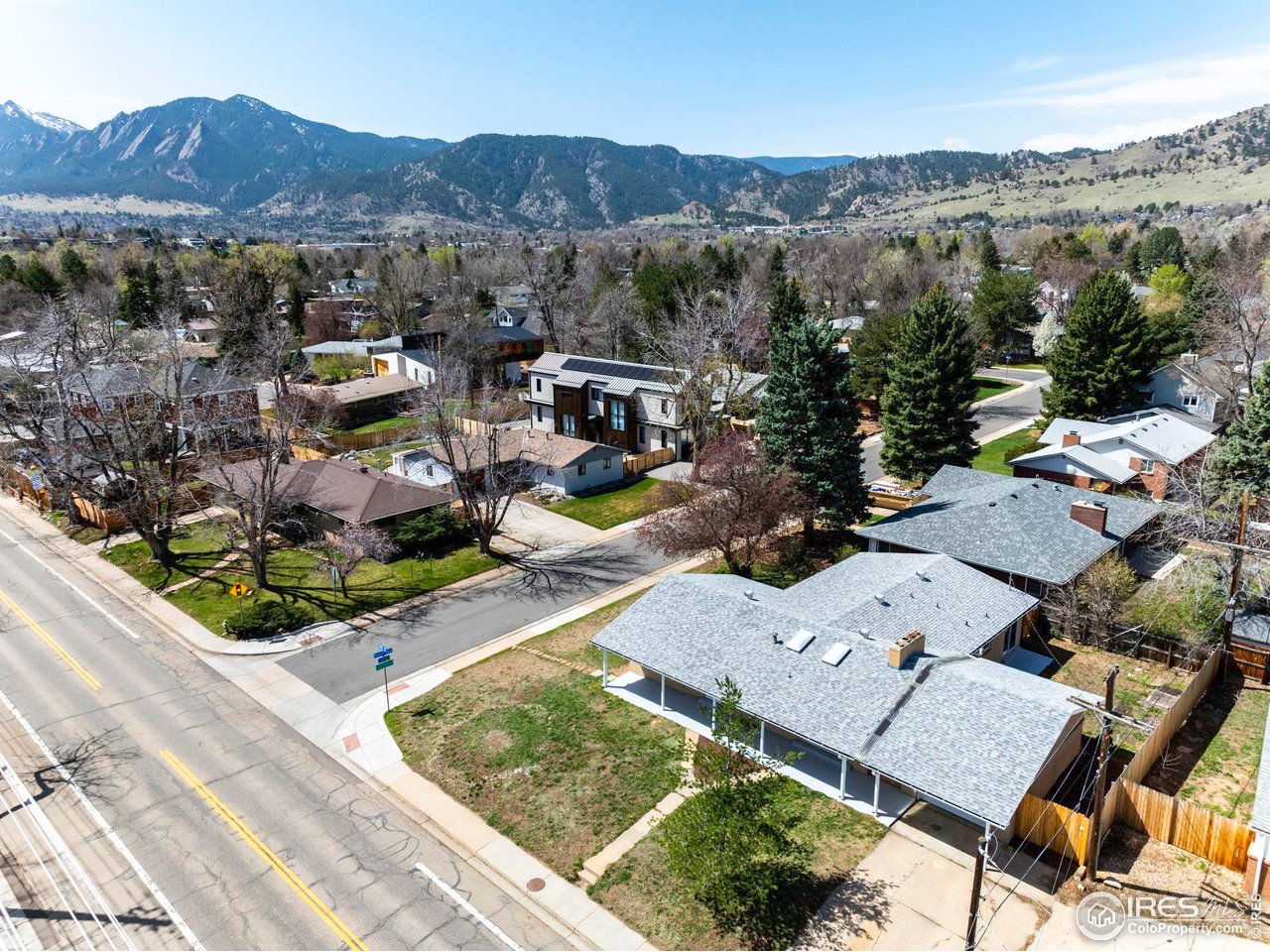 3205 19th Street Boulder, CO 80304 - Photo 15 of 40 Nestled in the heart of Boulder