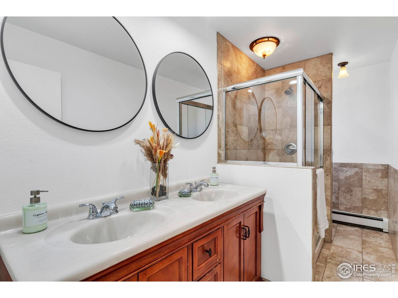 3205 19th Street Boulder, CO 80304 - Photo 17 of 40 2nd bathroom