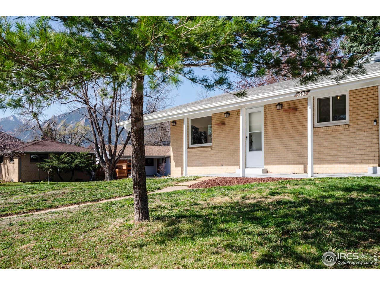 3205 19th Street Boulder, CO 80304 - Photo 10 of 40 Covered front porch