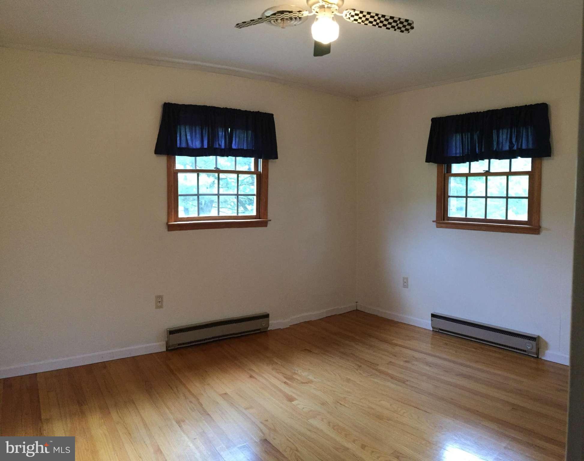 22 Grove Heights Road Berkeley Springs, WV 25411 - Photo 8 of 21 Bedroom