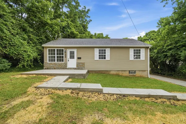 $230,000 | 112 West Leslie Avenue, Cincinnati, OH 45215