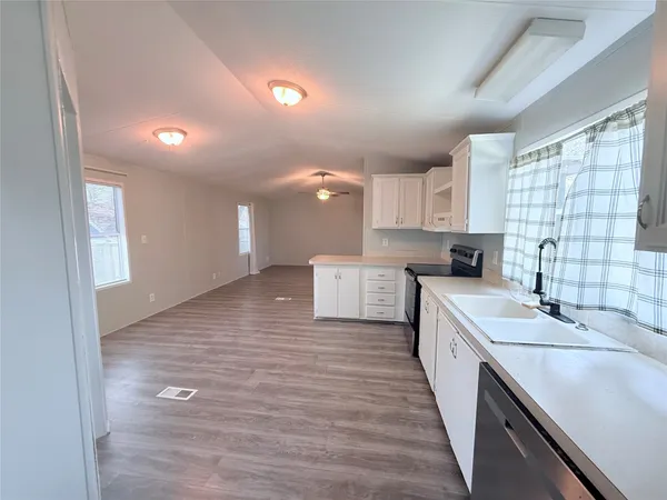 $1,350 | 12738 Pecan Tree Court, Willis, TX 77318