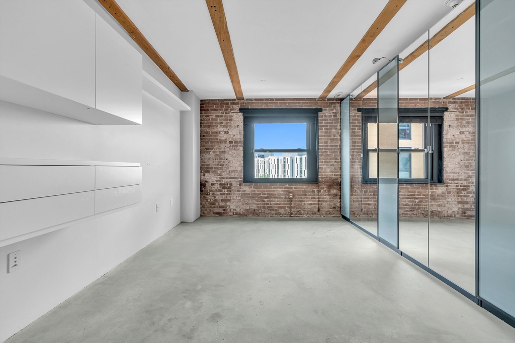 90 Wareham Street, Unit 505 Boston, MA 02118 - Photo 6 of 11 a view of an entryway with a livingroom