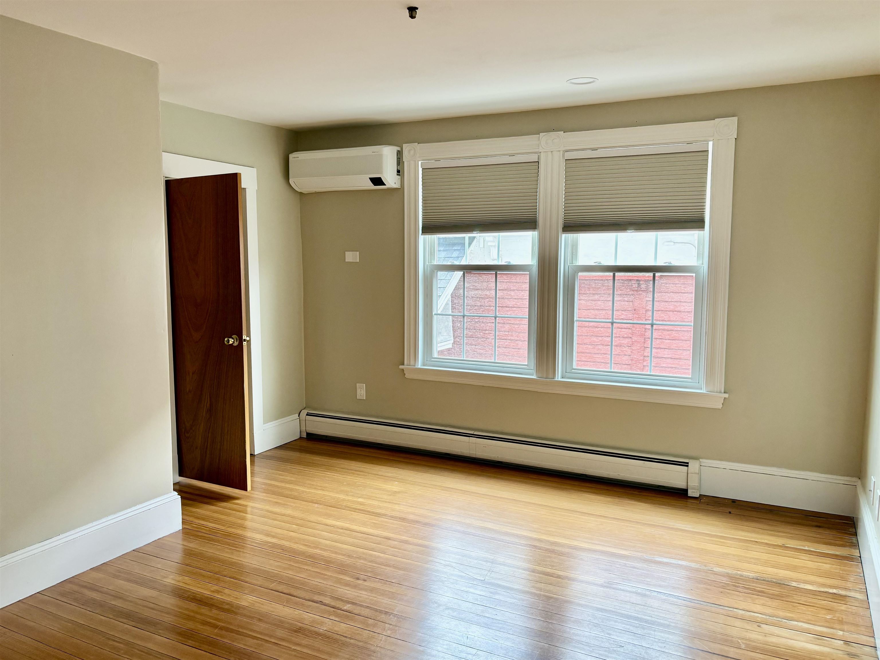 407 Lafayette Road, Unit 5 Hampton, NH 03842 - Photo 2 of 2