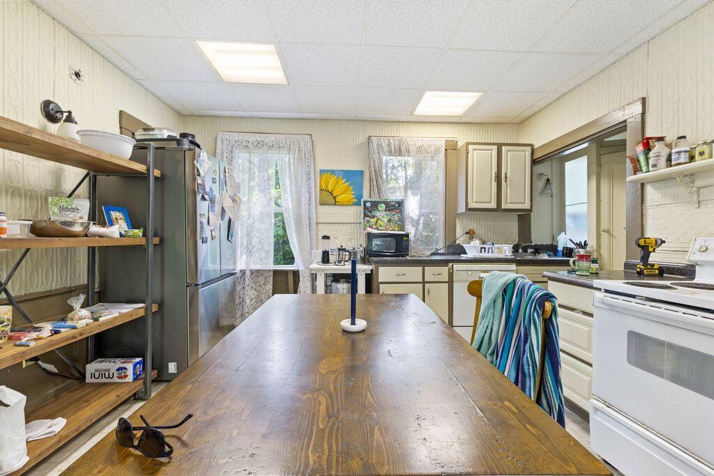 35 Church Street Ellsworth, ME 04605 - Photo 25 of 43 ikci1e7Q