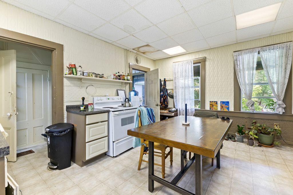 35 Church Street Ellsworth, ME 04605 - Photo 26 of 43 03XMeqAA