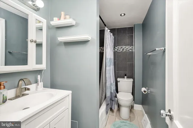 $2,100 | 2 West Chestnut Street, Bordentown, NJ 08505