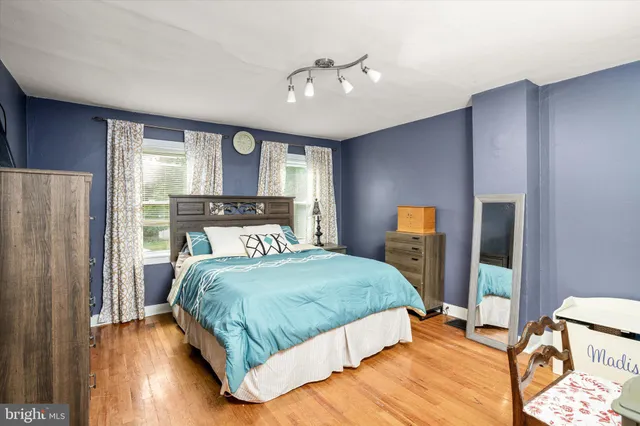 $2,100 | 2 West Chestnut Street, Bordentown, NJ 08505