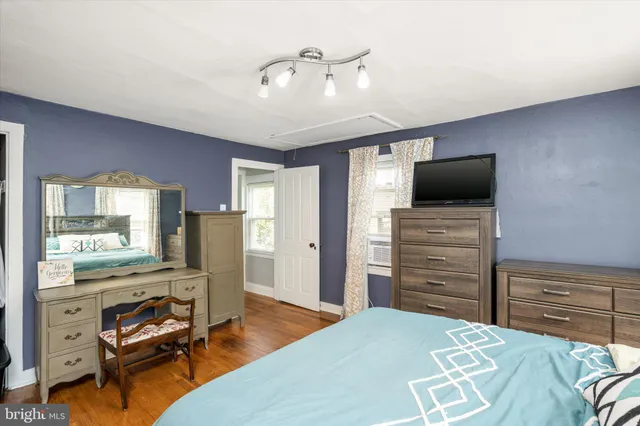 $2,100 | 2 West Chestnut Street, Bordentown, NJ 08505