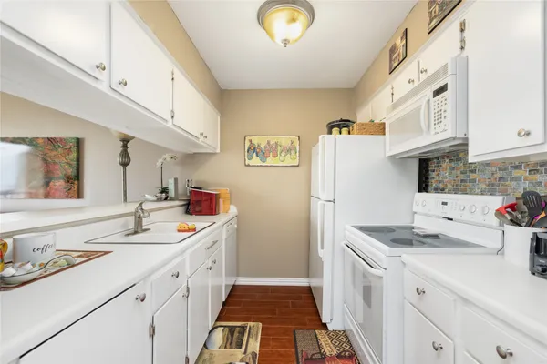 $139,000 | 12600 Melville Drive, Unit 326, Montgomery, TX 77356