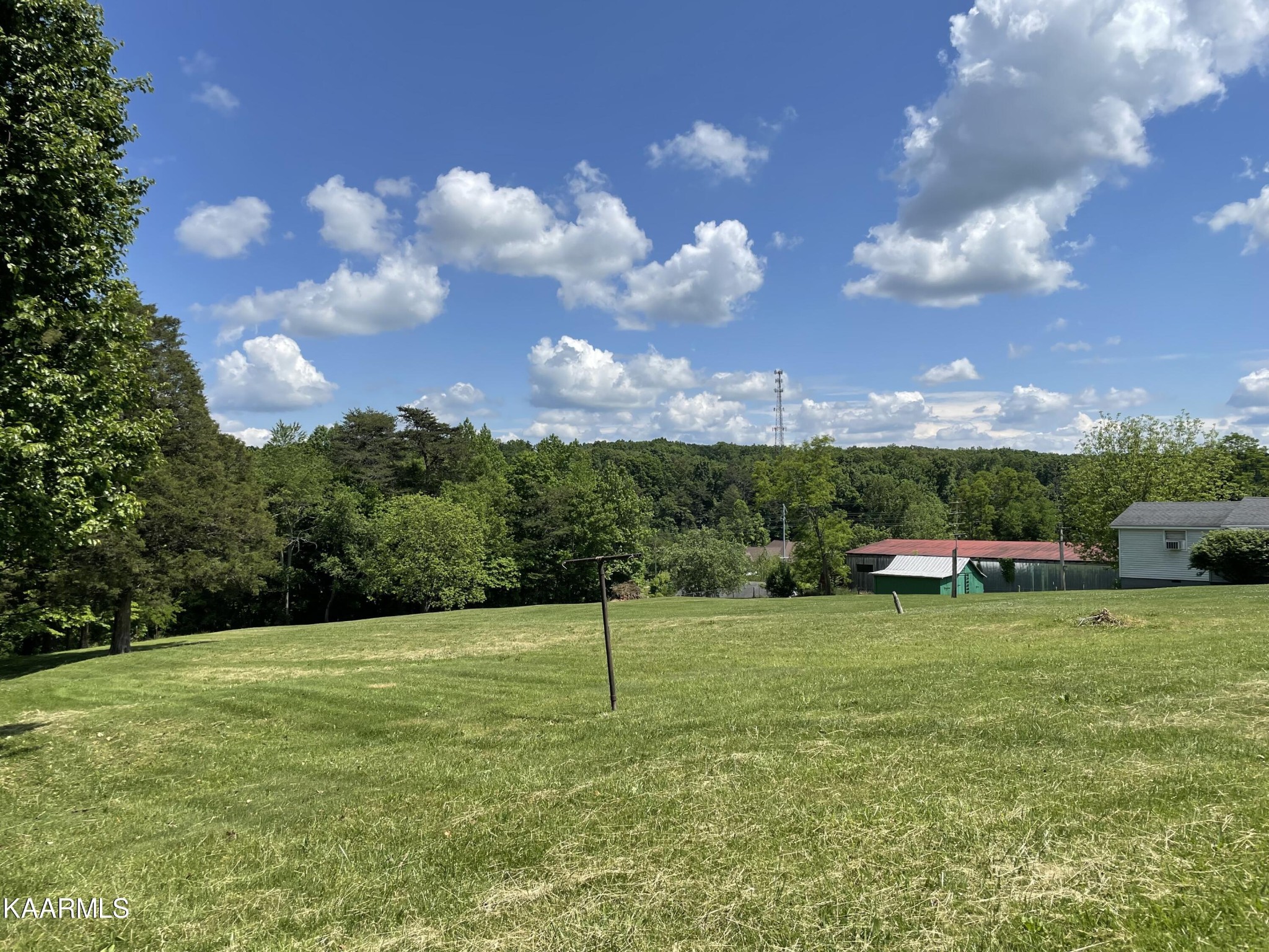 7522 Clapps Chapel Road Corryton, TN 37721 - Photo 4 of 12 a view of a golf course with a park