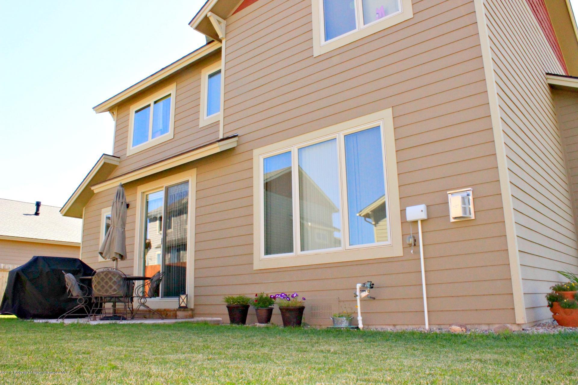 1242 East 19th Street Rifle, CO 81650 - Photo 15 of 18 Back patio