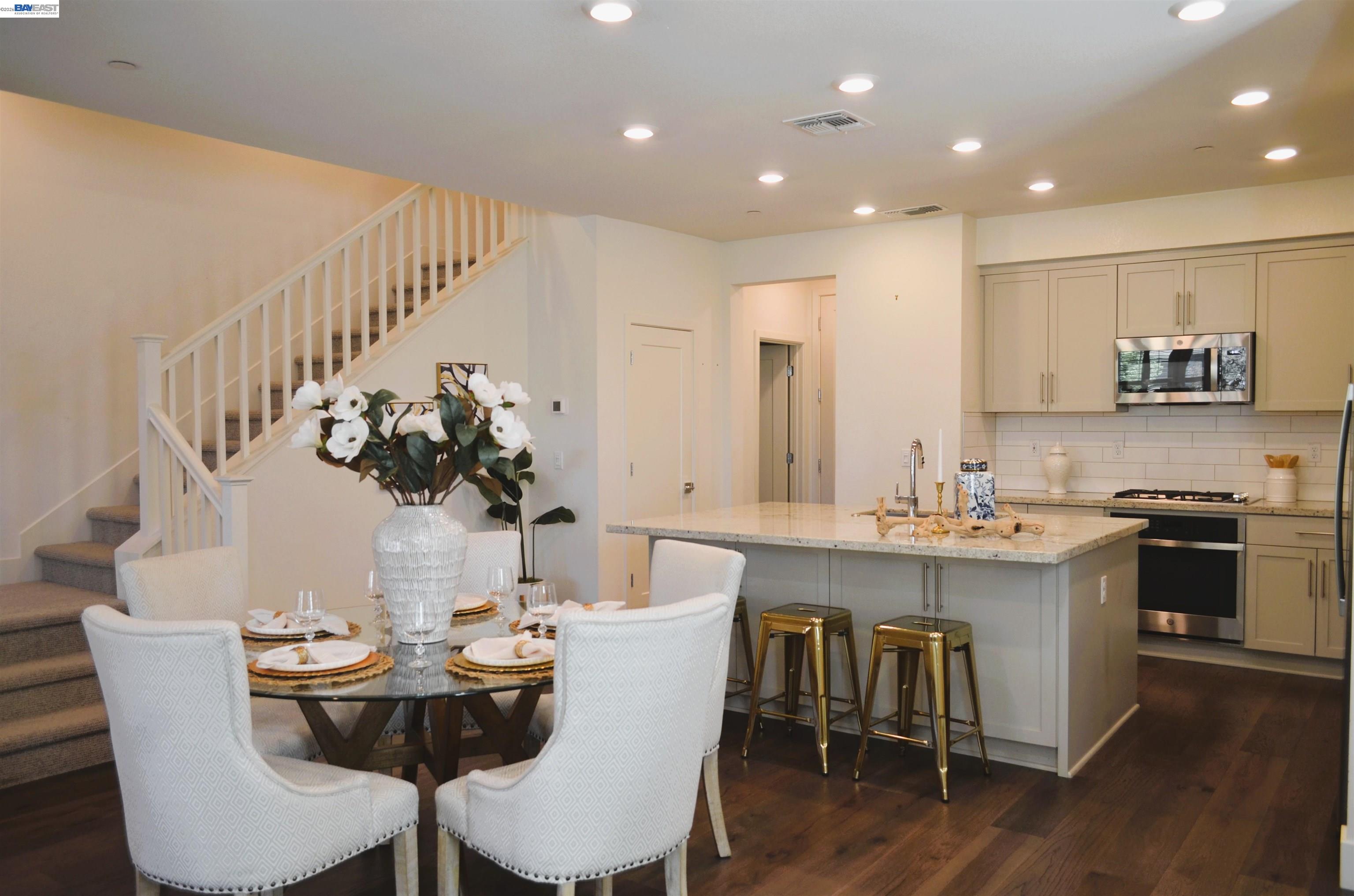 12109 Almeria Way San Ramon, CA 94583 - Photo 3 of 49