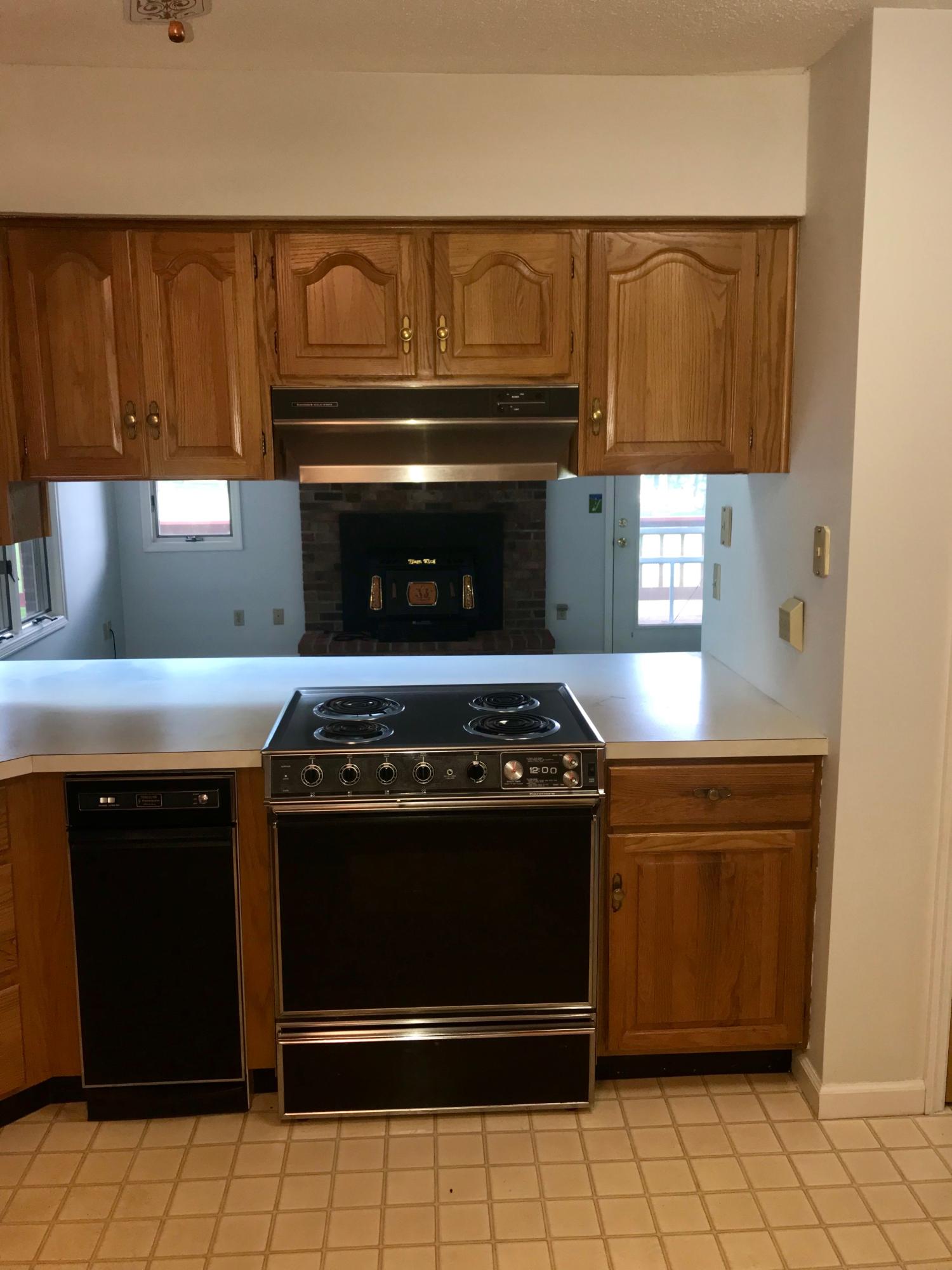 168 Baltusrol Road Crossville, TN 38558 - Photo 9 of 34 Kitchen