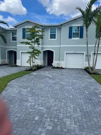 $3,200 | 4393 Hammock Grove Drive, Lake Worth, FL 33467