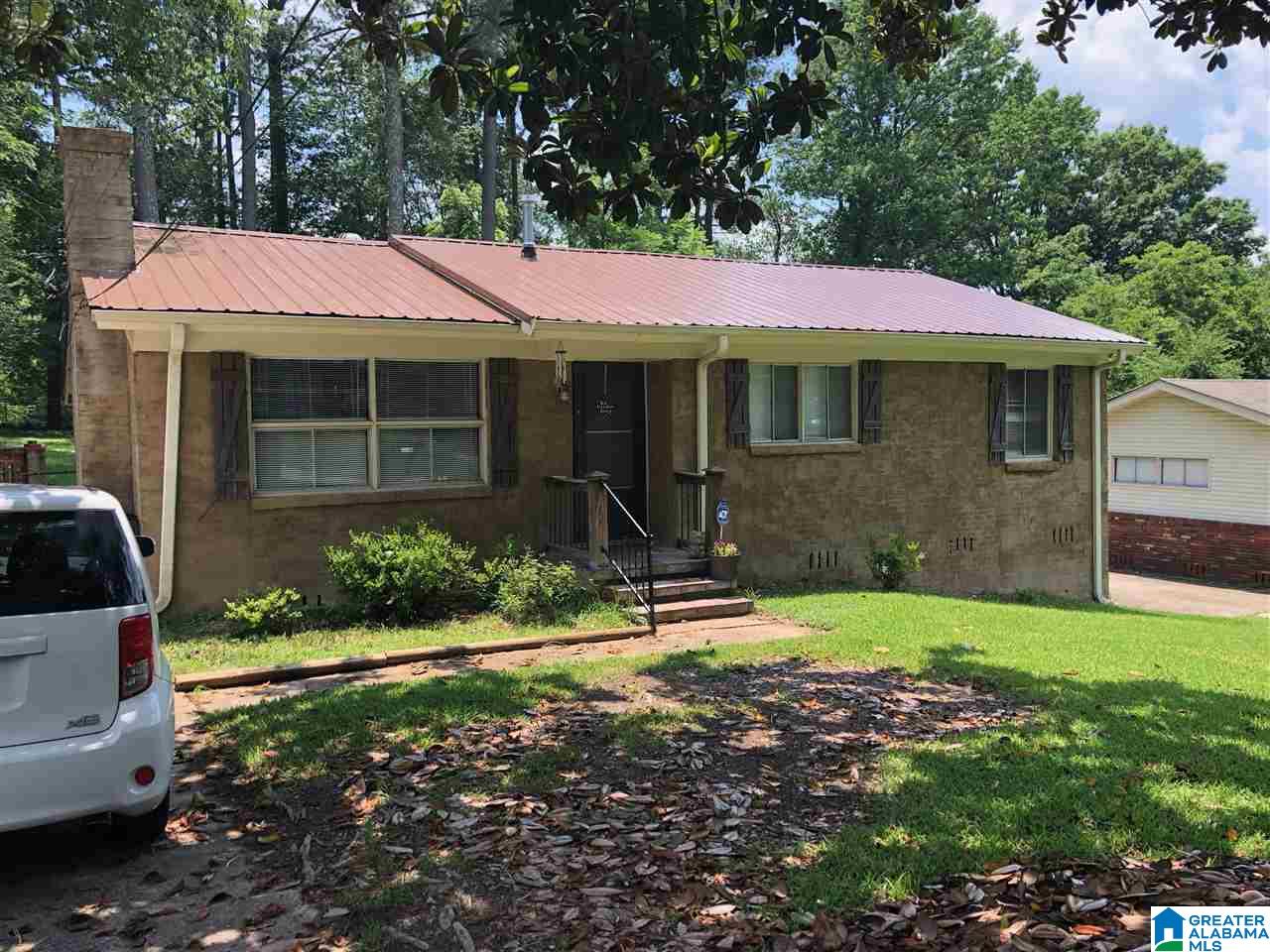 425 Burgundy Road Birmingham, AL 35215 - Photo 1 of 13