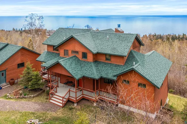 $849,900 | 96 Hoaglund Drive, Tofte, MN 55615