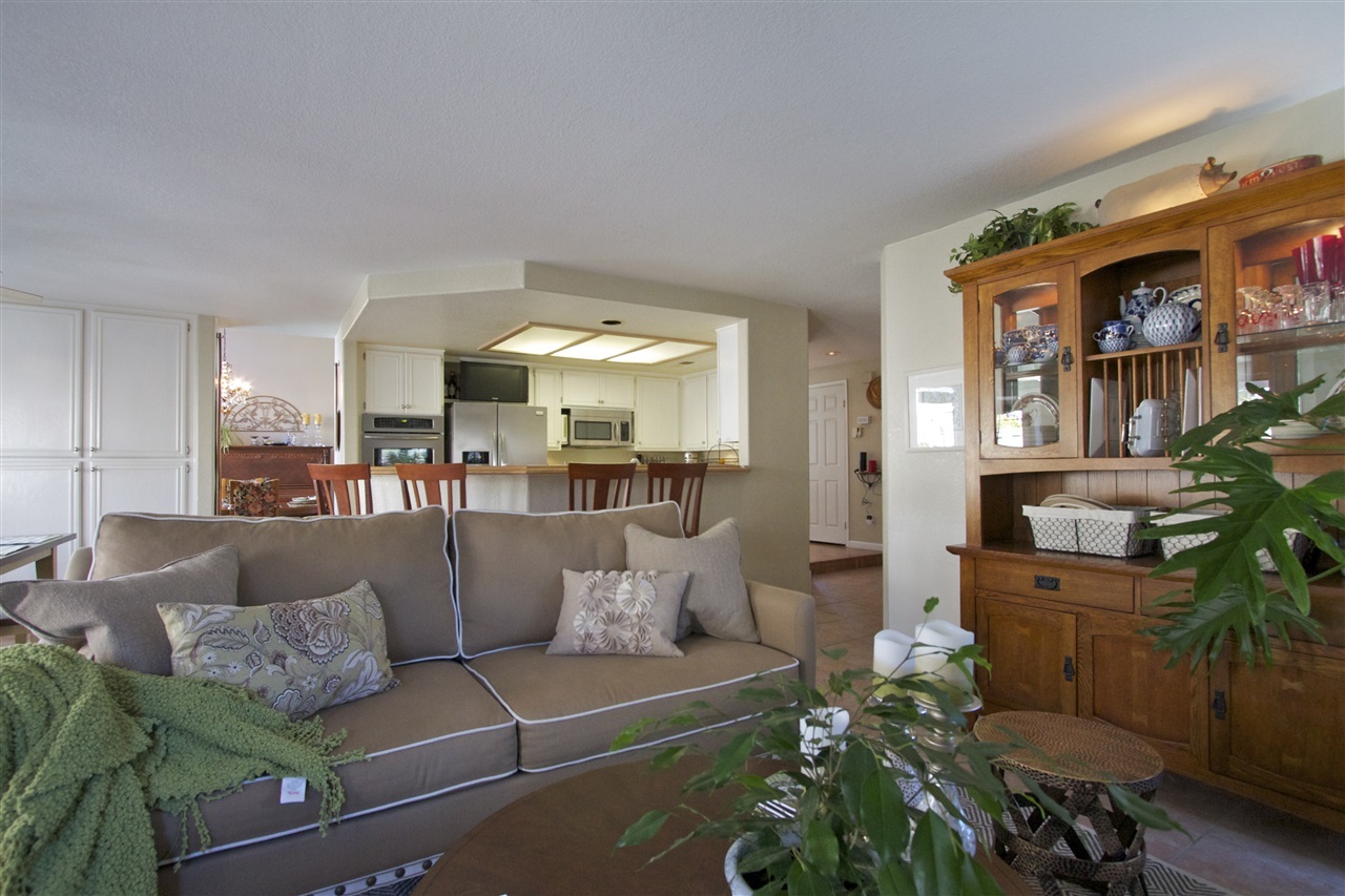8474 Mesa Heights Road Santee, CA 92071 - Photo 9 of 25 Gallery Image 9