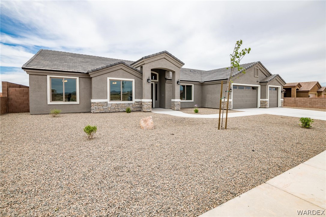 3287 Roma Road Kingman, AZ 86401 - Photo 4 of 49 Gallery Image 4