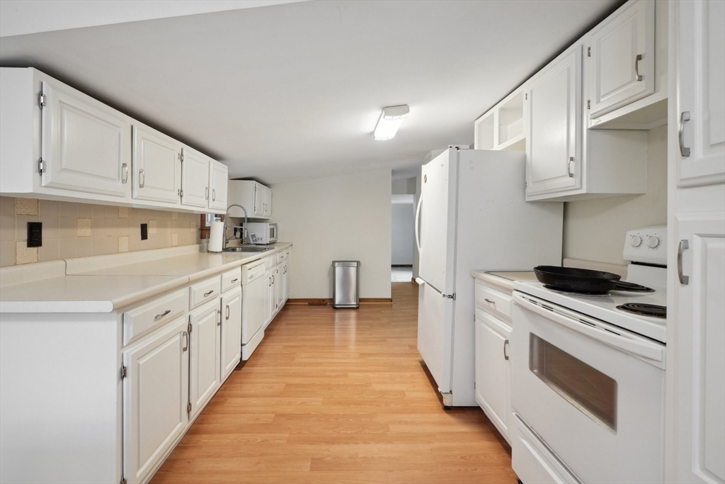 255 Riverneck Road Chelmsford, MA 01824 - Photo 5 of 22 Gallery Image 5