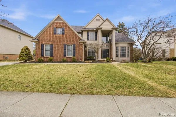 $619,000 | 5139 Birkdale Drive, Commerce Township, MI 48382