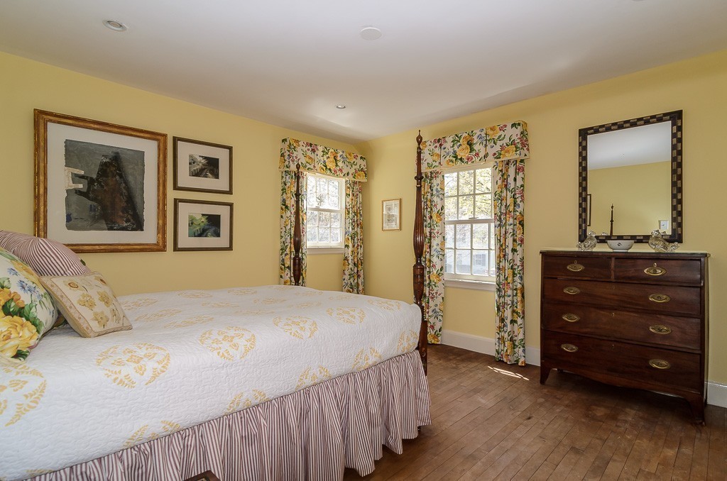 16 Wildon Road Wellesley, MA 02482 - Photo 12 of 18 Gallery Image 12