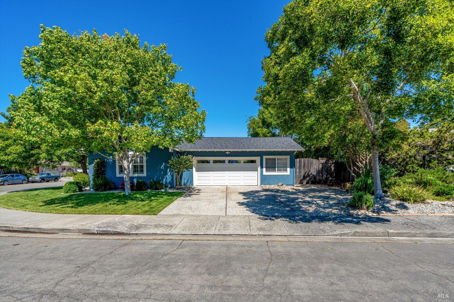 1116 Lanewood Way Santa Rosa, CA 95404 - Photo 5 of 81