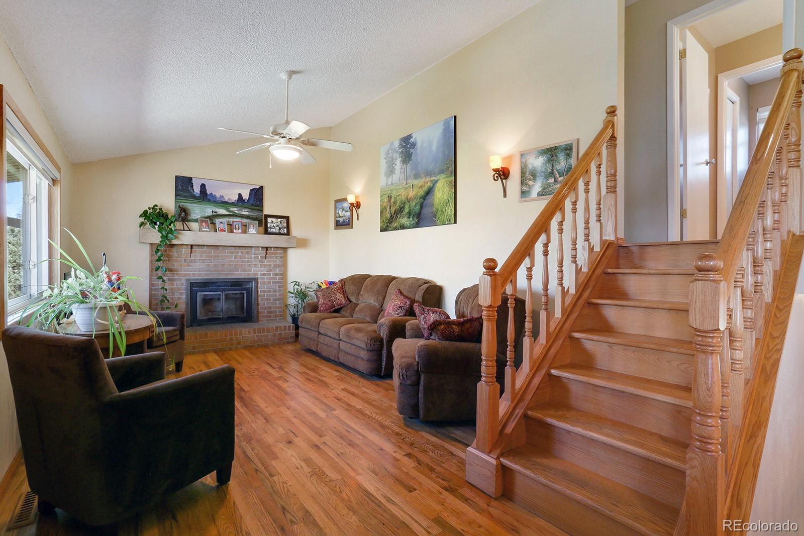 9232 Apache Road Longmont, CO 80504 - Photo 3 of 35 Gallery Image 3