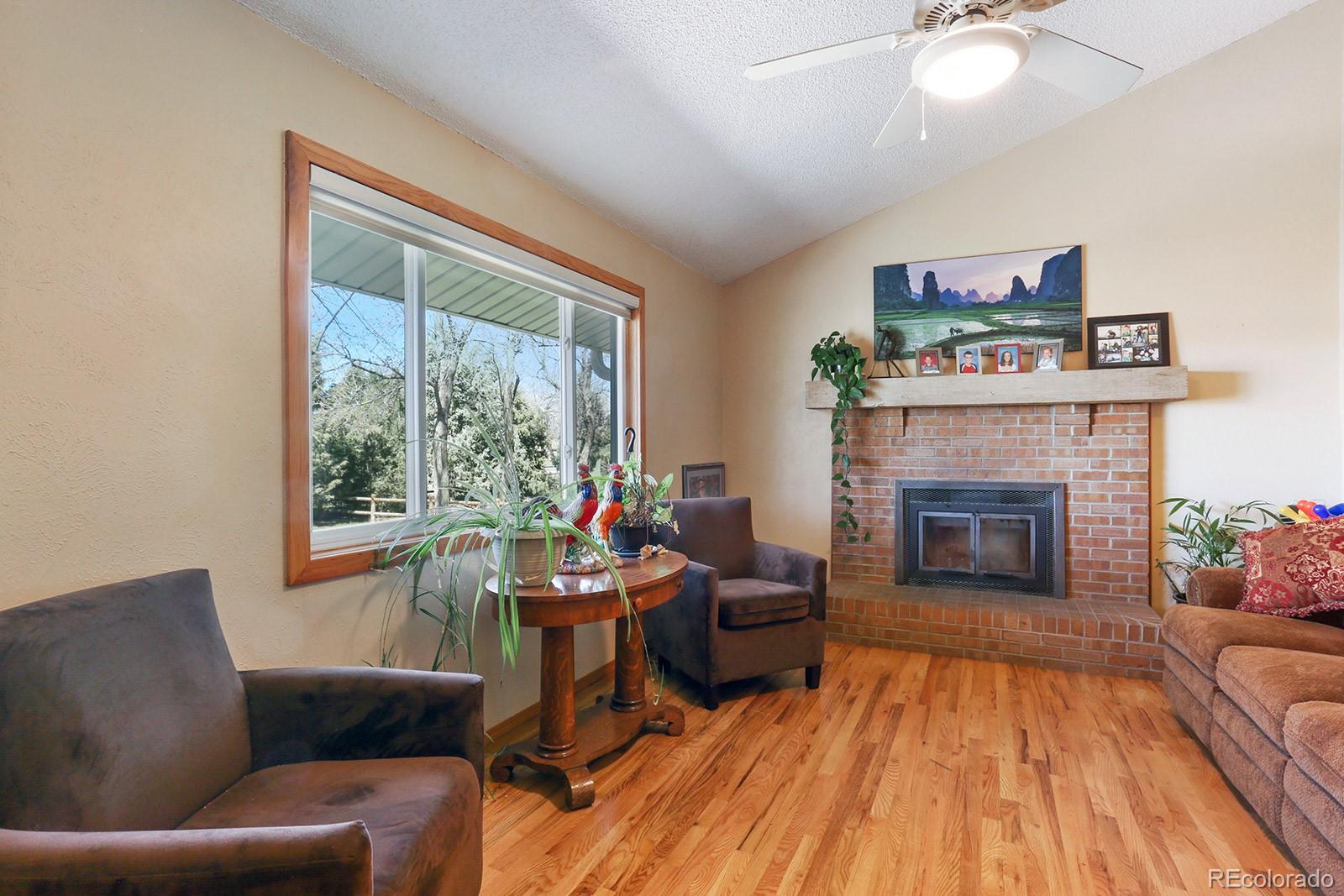 9232 Apache Road Longmont, CO 80504 - Photo 4 of 35 Gallery Image 4