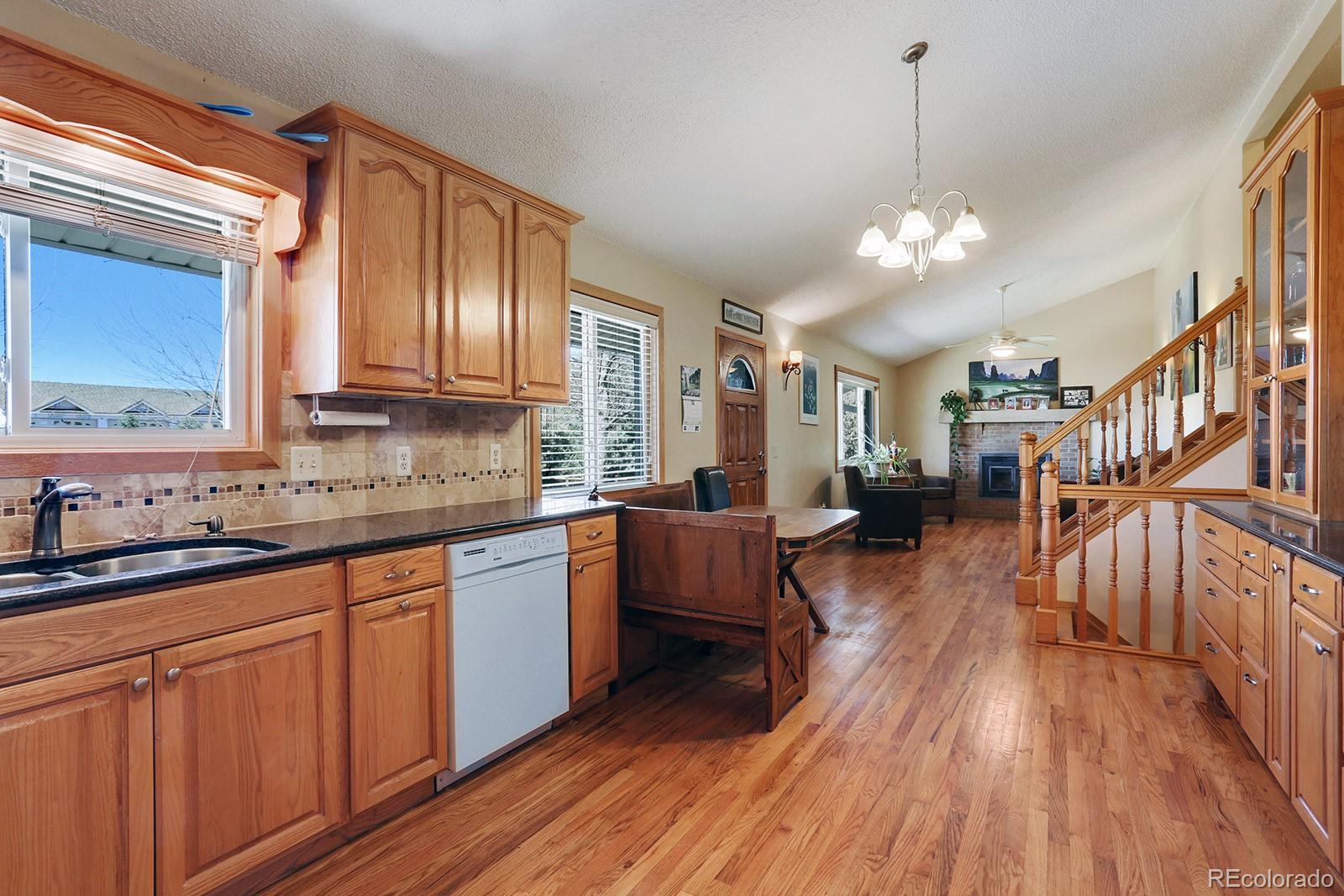 9232 Apache Road Longmont, CO 80504 - Photo 8 of 35 Gallery Image 8