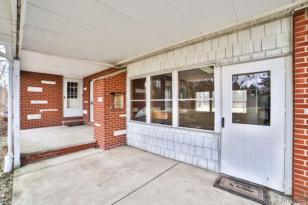 555 Ransom Road Grand Island, NY 14072 - Photo 8 of 48