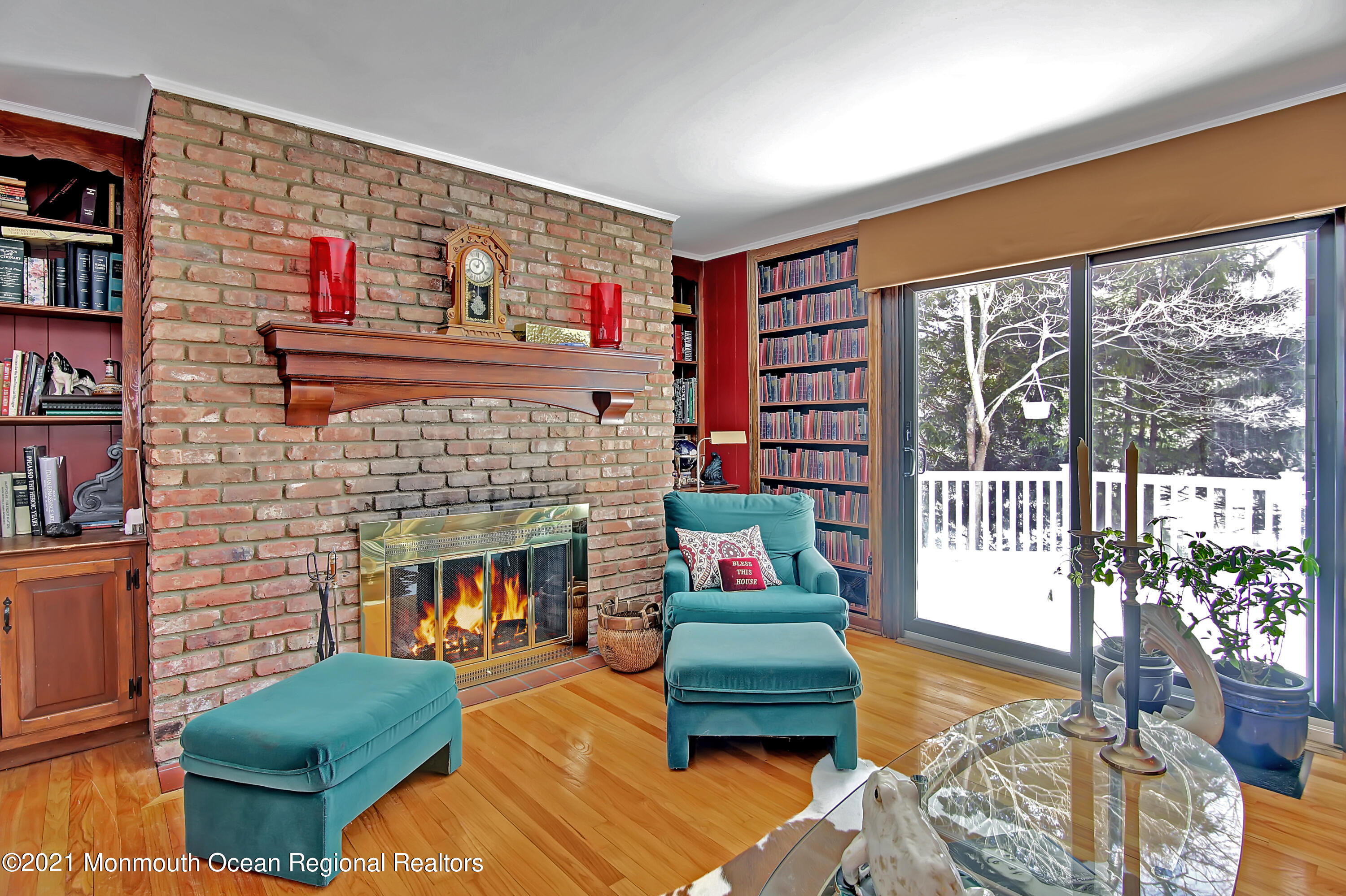9 Fox Hill Road Middletown, NJ 07748 - Photo 16 of 51 16-Study