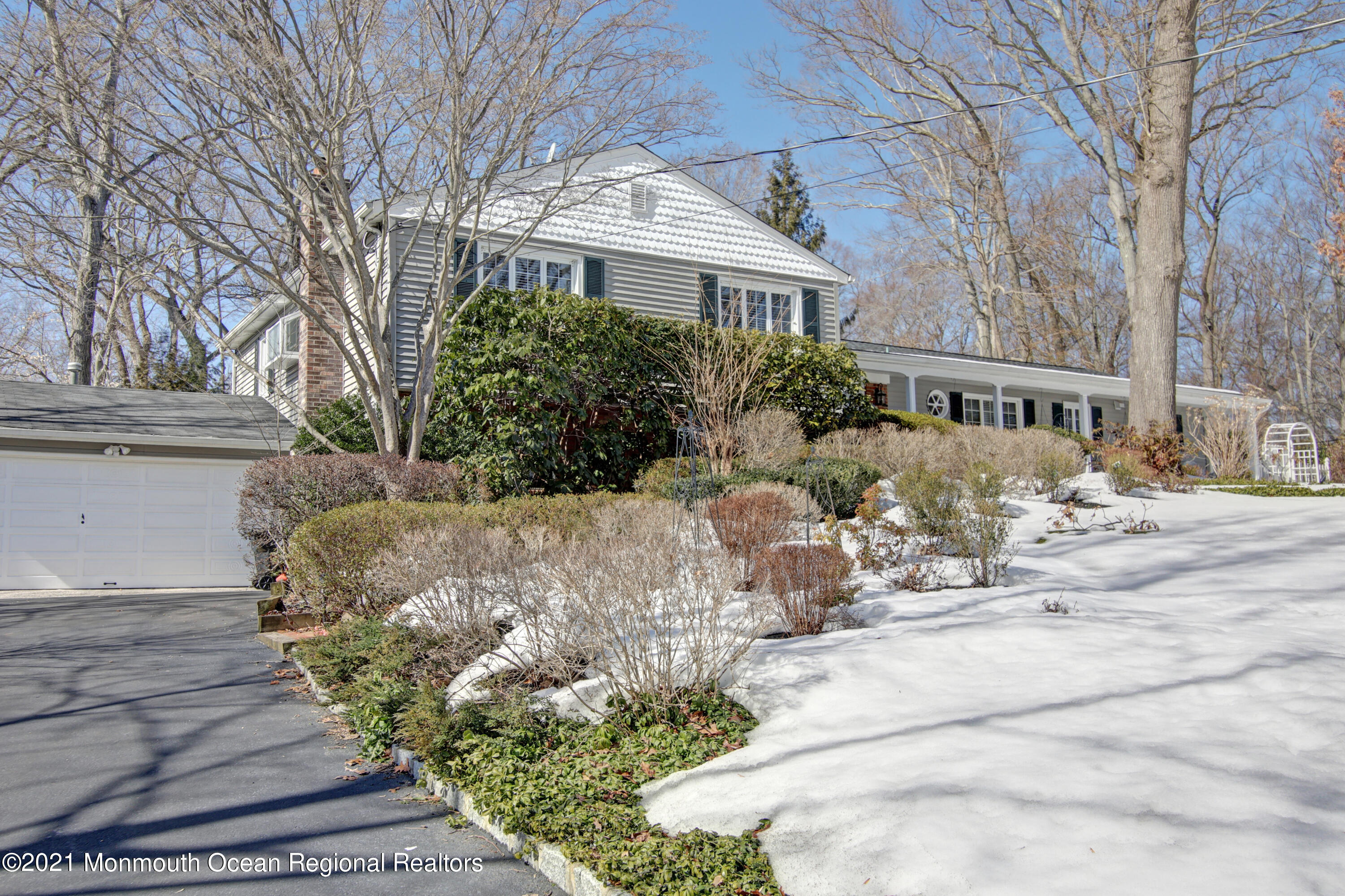 9 Fox Hill Road Middletown, NJ 07748 - Photo 3 of 51 03-Front