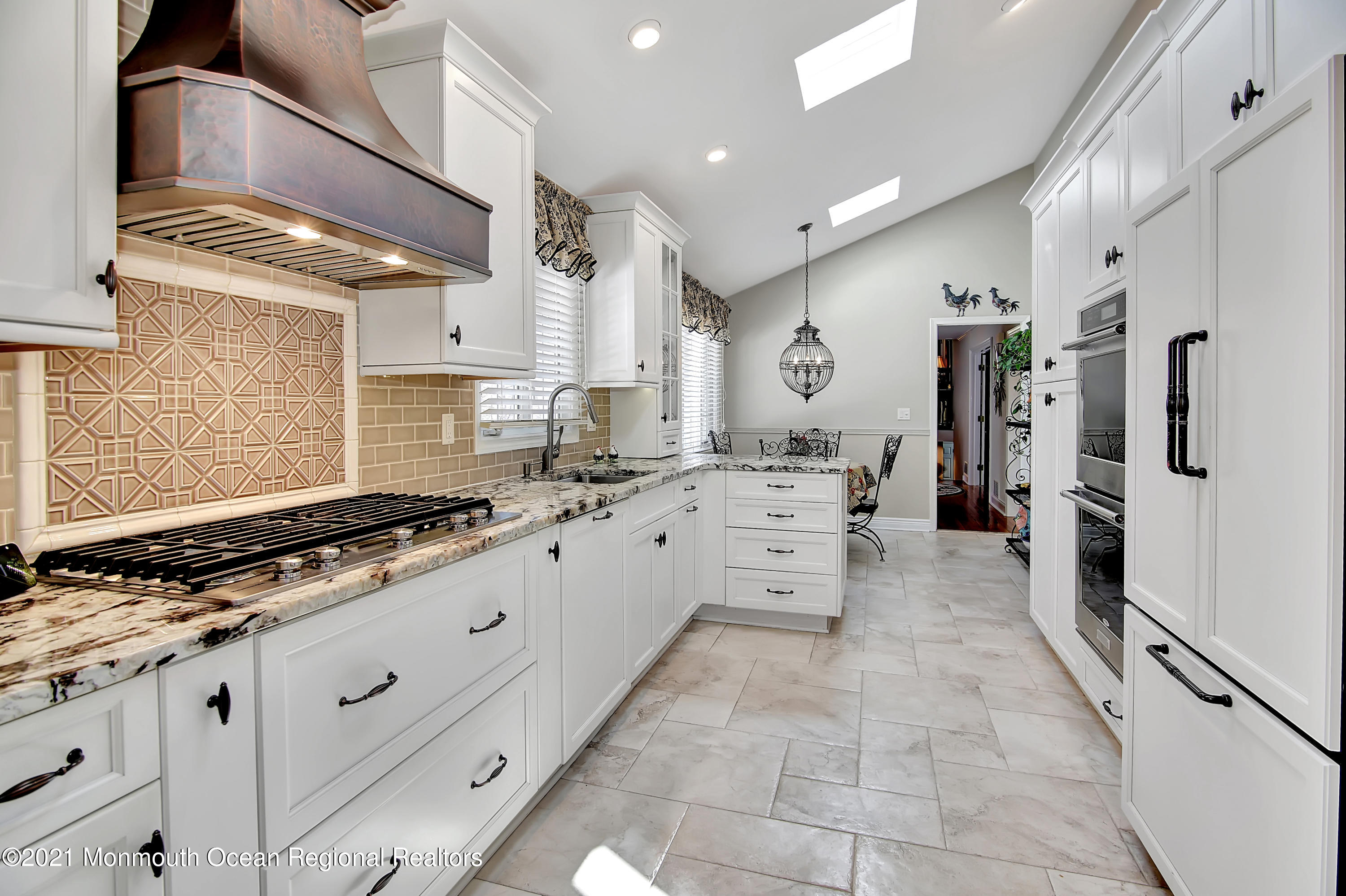 9 Fox Hill Road Middletown, NJ 07748 - Photo 26 of 51 26-Kitchen