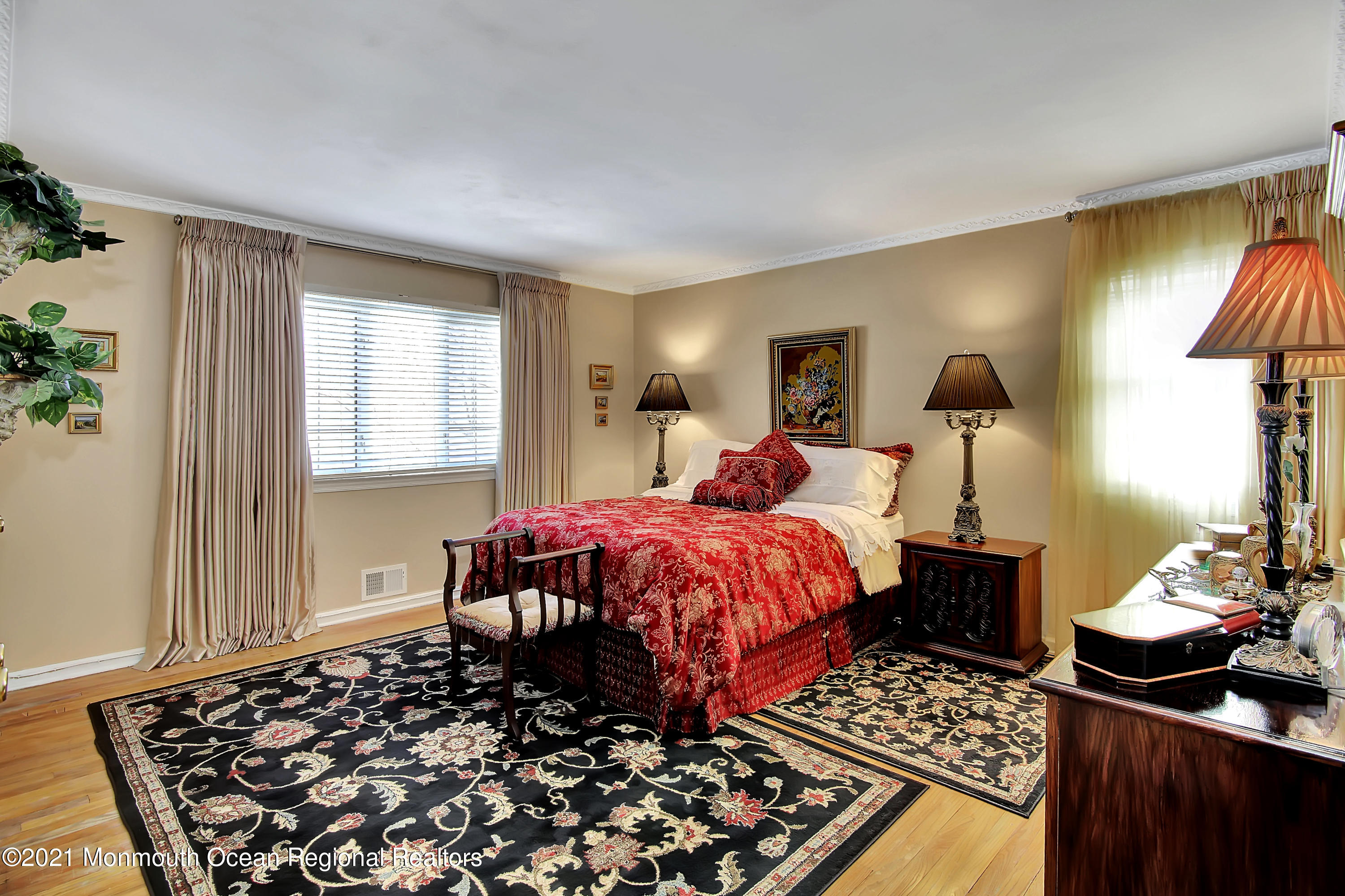 9 Fox Hill Road Middletown, NJ 07748 - Photo 33 of 51 33-Master