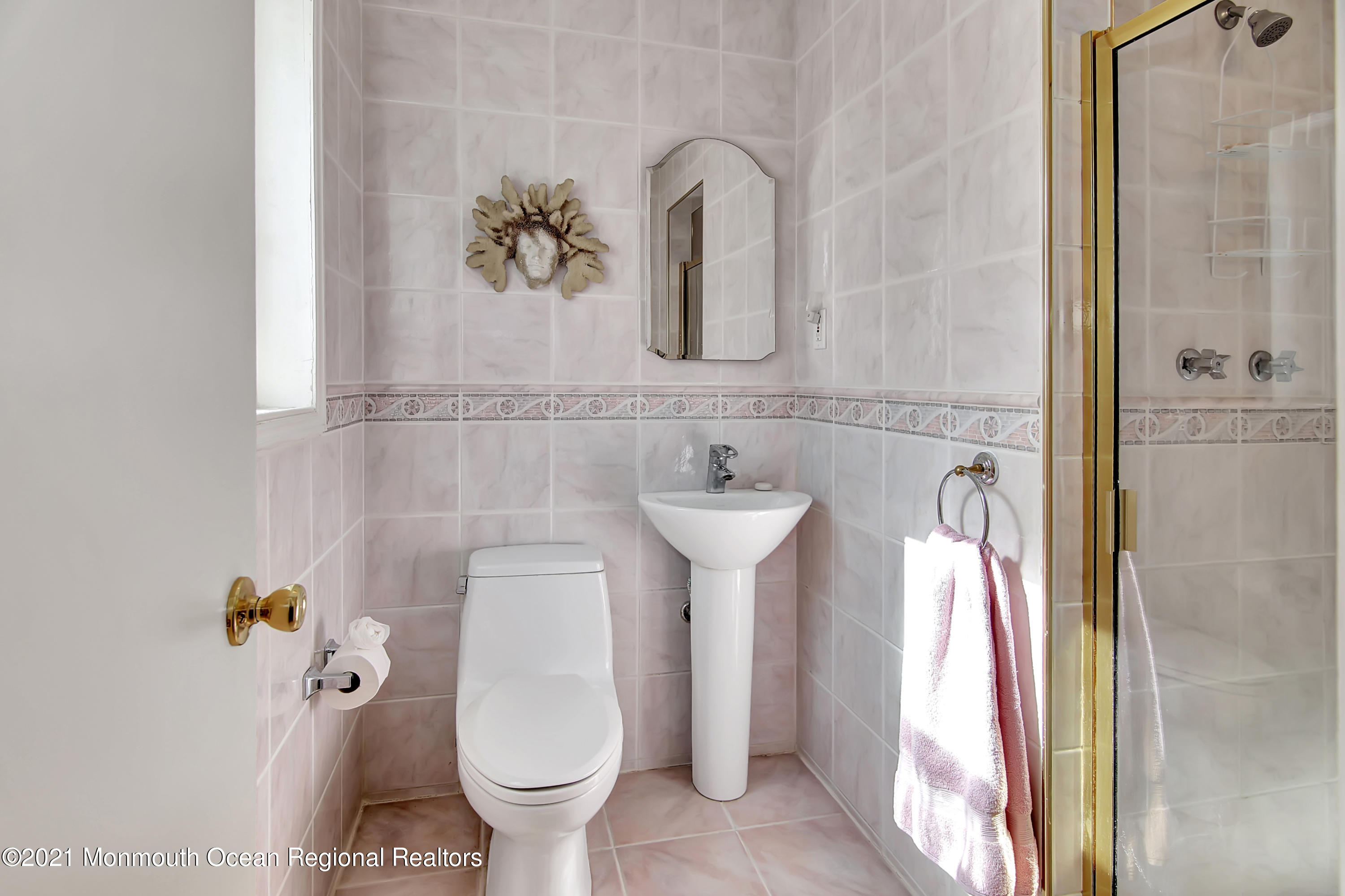 9 Fox Hill Road Middletown, NJ 07748 - Photo 35 of 51 35-Master