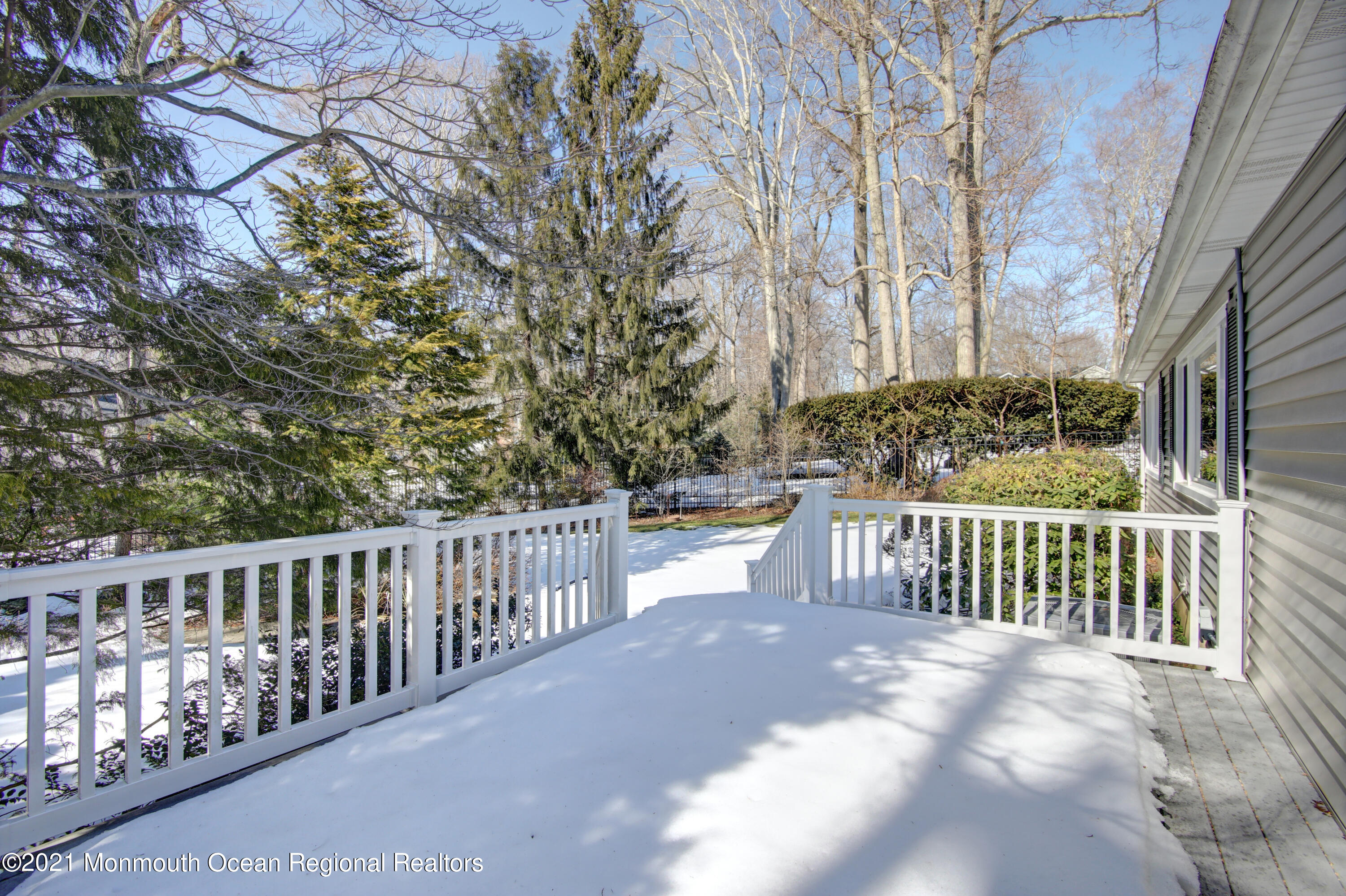 9 Fox Hill Road Middletown, NJ 07748 - Photo 48 of 51 48-Deck