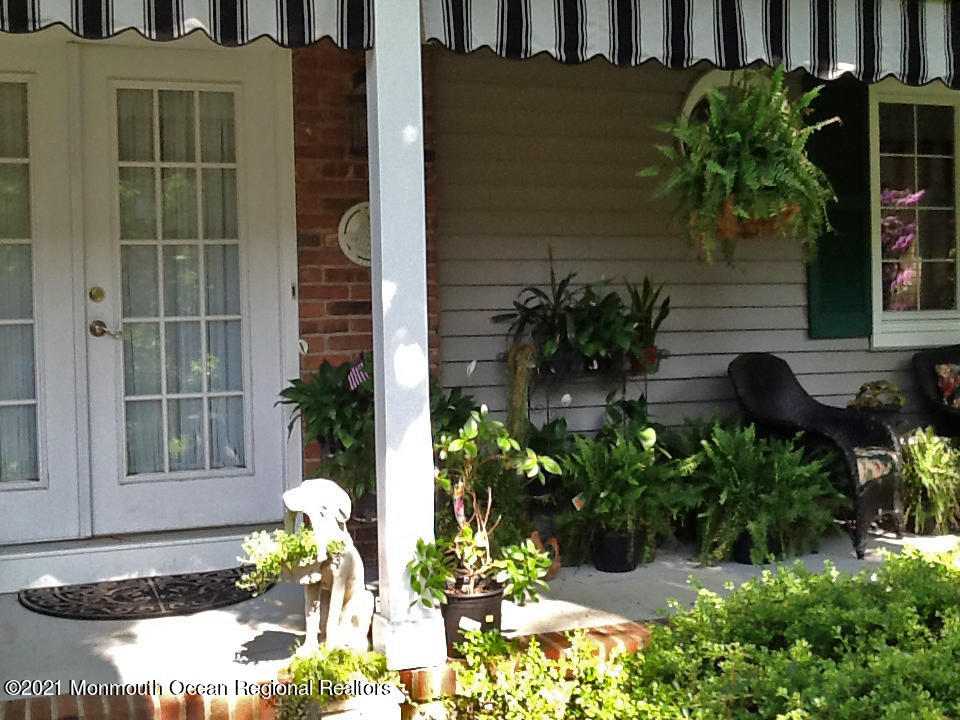 9 Fox Hill Road Middletown, NJ 07748 - Photo 7 of 51 07-Front Porch