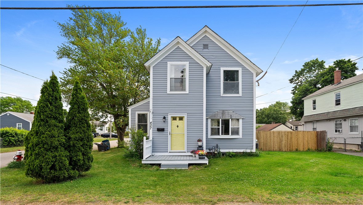 427 Elm Street Warwick, RI 02888 - Photo 1 of 36