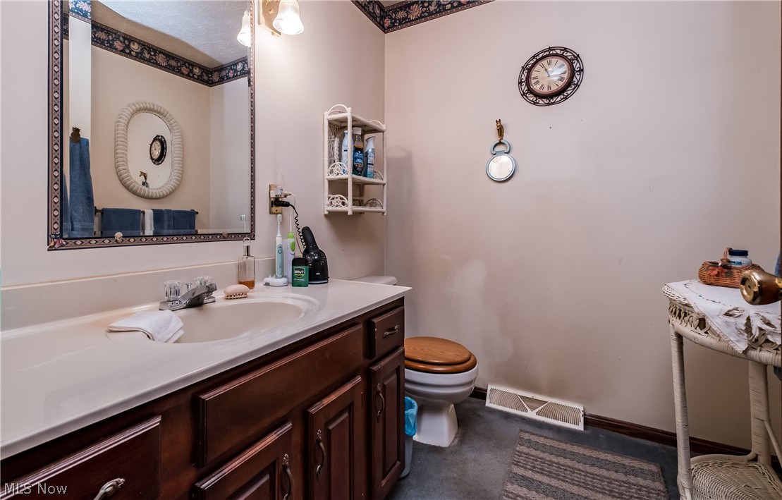 4831 Ridgewood Road Akron, OH 44321 - Photo 21 of 24