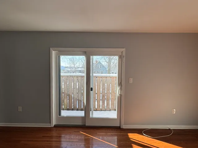 $3,000 | 86 West 16th Street, Bayonne, NJ 07002