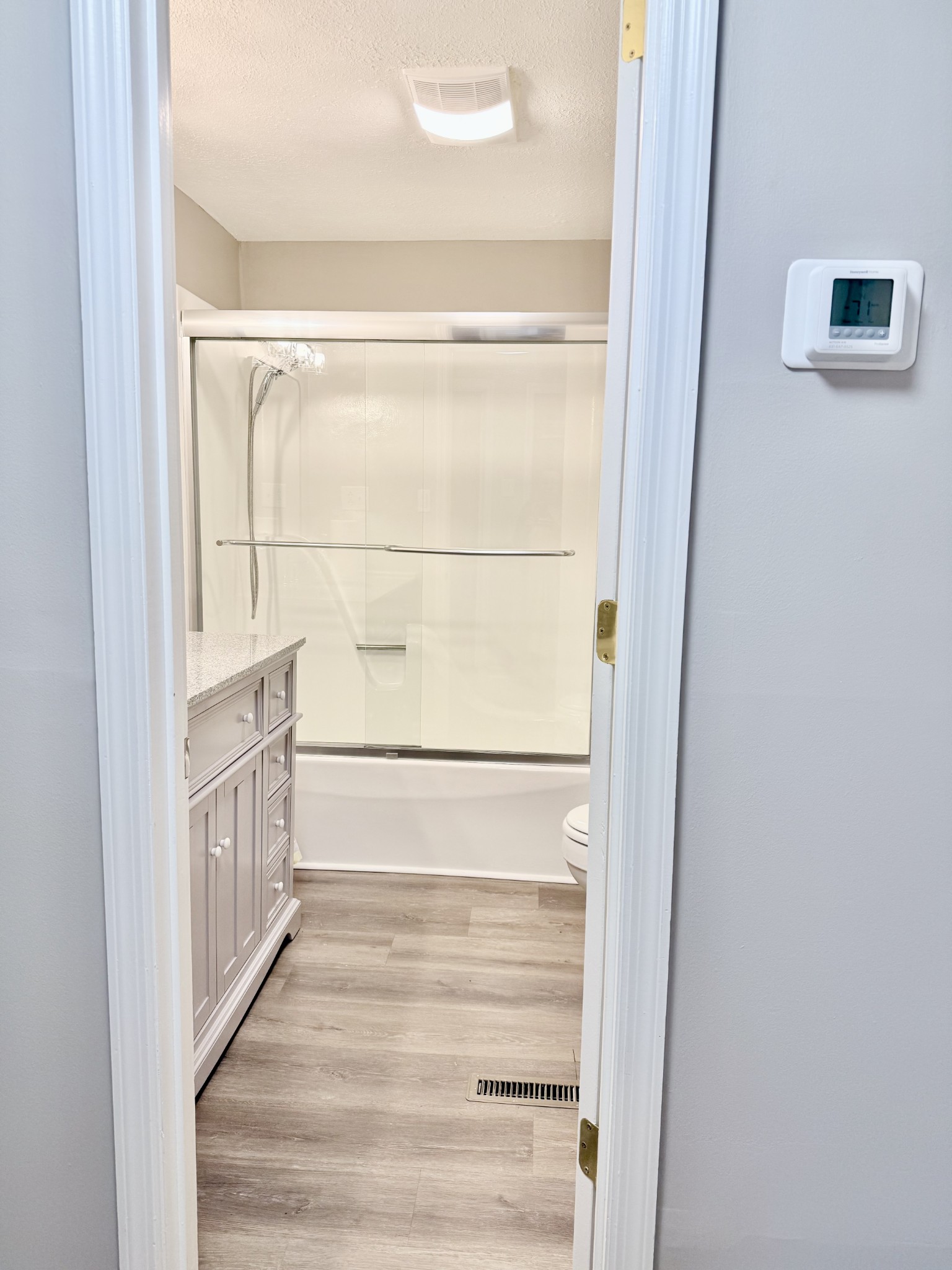 2210 Princeton Road Hopkinsville, KY 42240 - Photo 10 of 34 a view of walk in closet