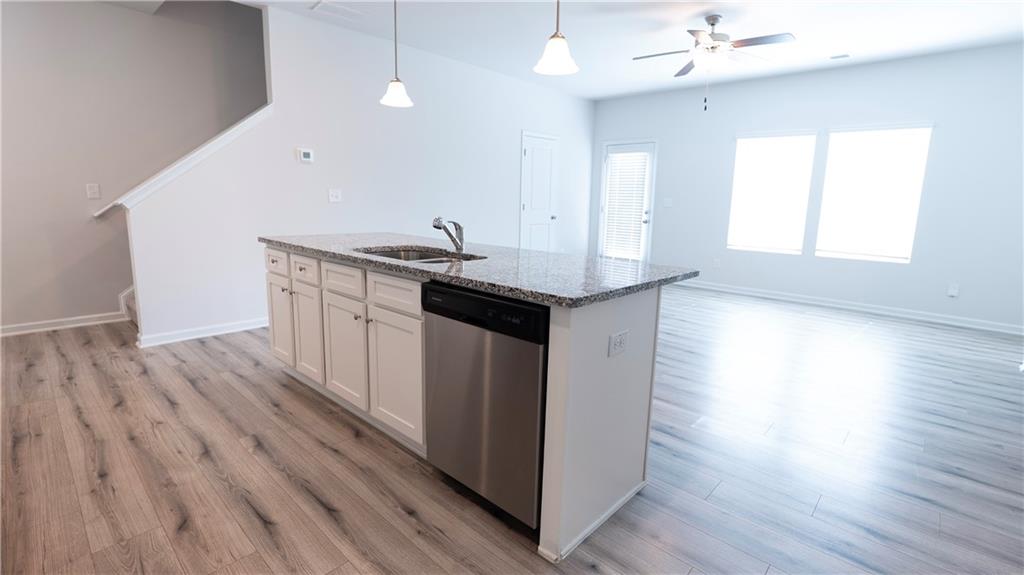 3675 Abbey Way Gainesville, GA 30507 - Photo 5 of 29